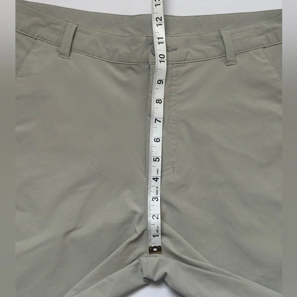 Oakley Men's Stone Gray Take Pro 3.0 Golf Flat Front Shorts Size 32 Regular Fit - Picture 8 of 10